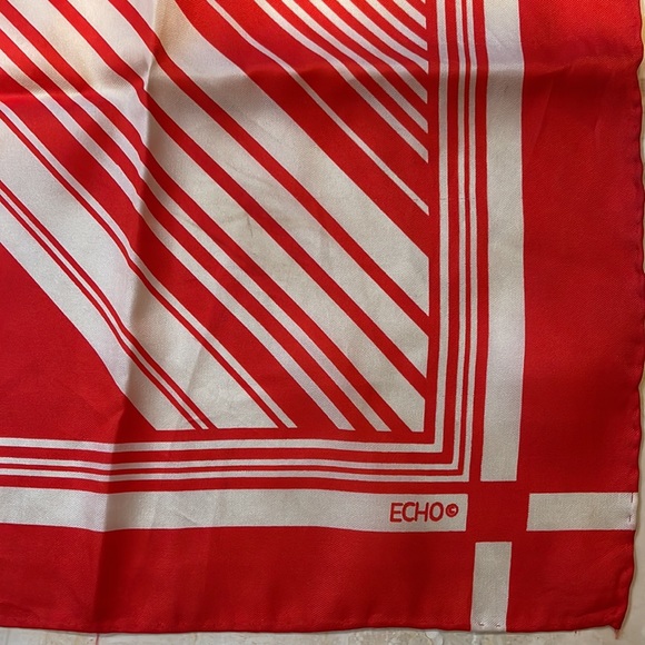Vintage Echo Silk Blend Medium Square Scarf - Picture 2 of 3